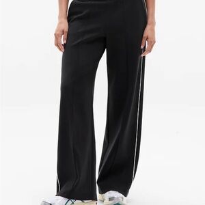 Athleta Black Wide-Leg Pants with White Trim Venice pant.